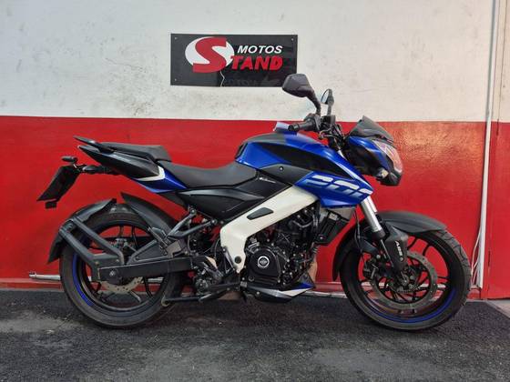 BAJAJ DOMINAR 200 